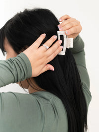 White Pearl Claw Clip